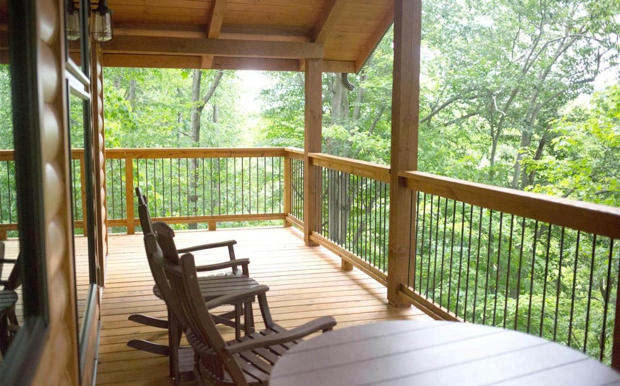 Cricket Hill Treehouse B By Amish Country Lodging 밀러스버그 외부 사진