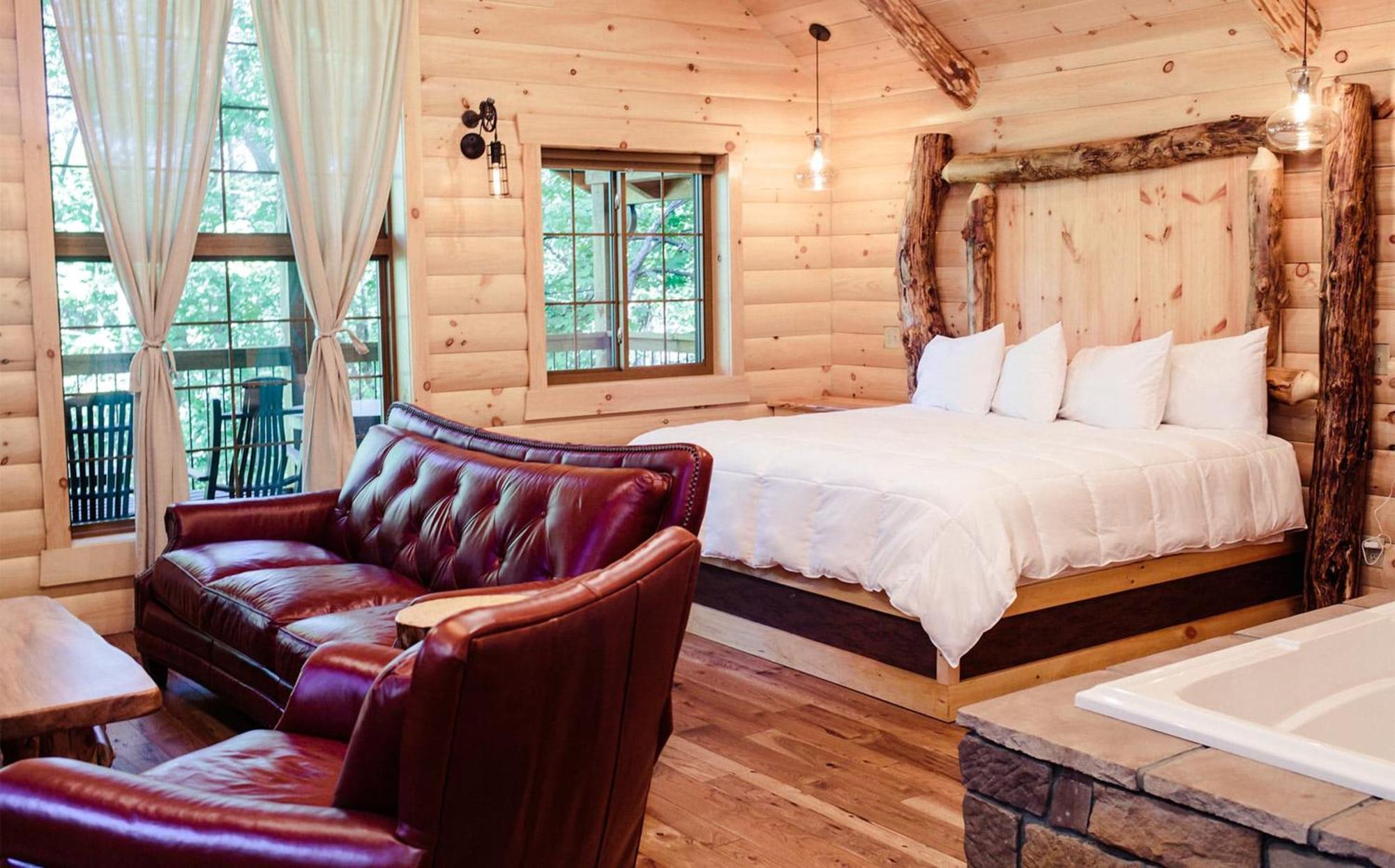 Cricket Hill Treehouse B By Amish Country Lodging 밀러스버그 외부 사진