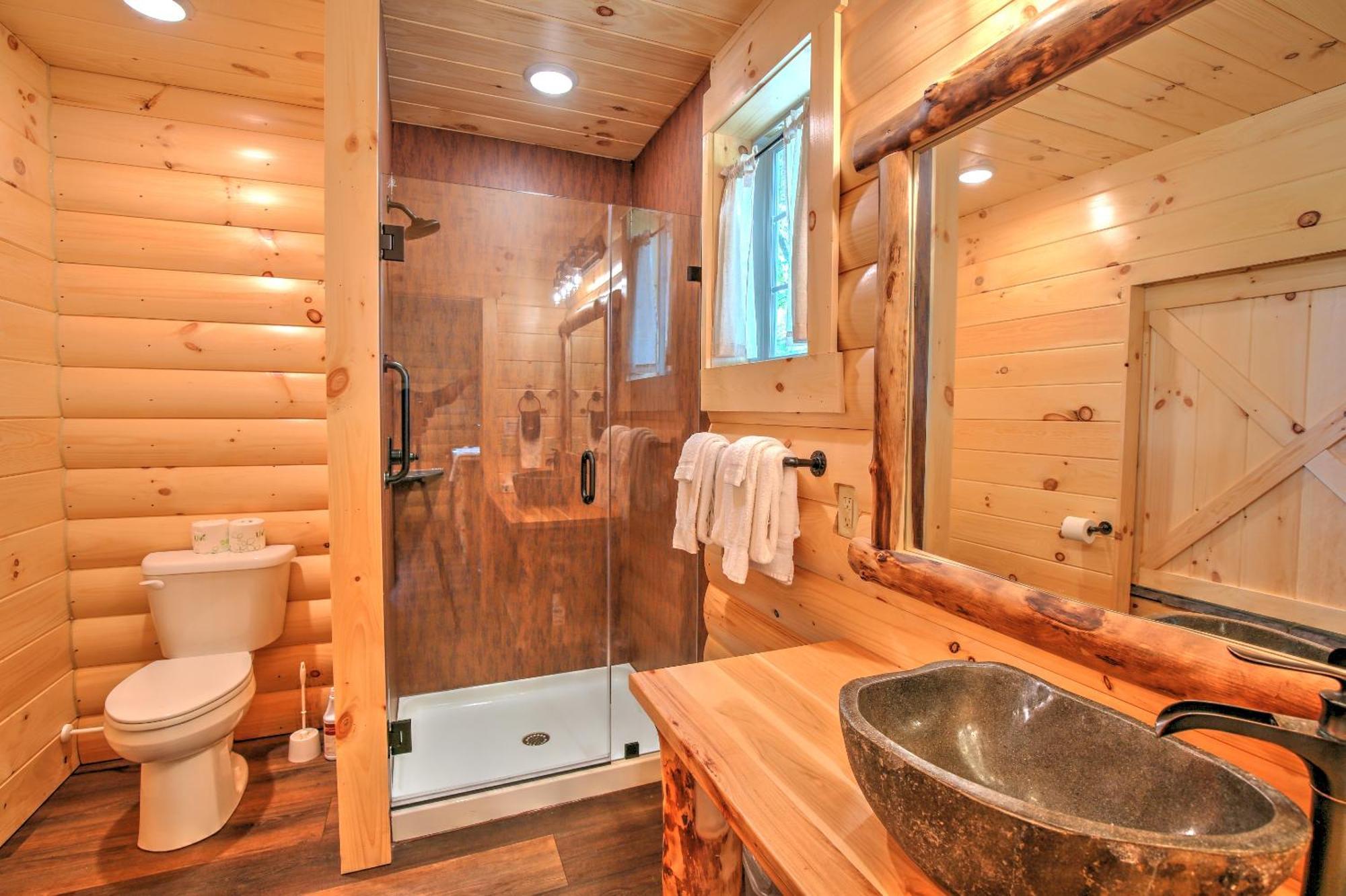 Cricket Hill Treehouse B By Amish Country Lodging 밀러스버그 외부 사진